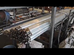 Macchina per tubi a pinna